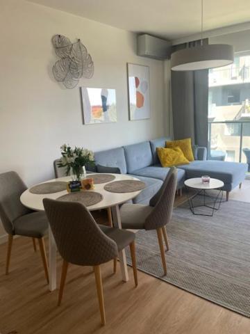 Apartament Mieszczanski Klima-Parkigfree2X-Netflix-Youtube Breslavia Exterior foto